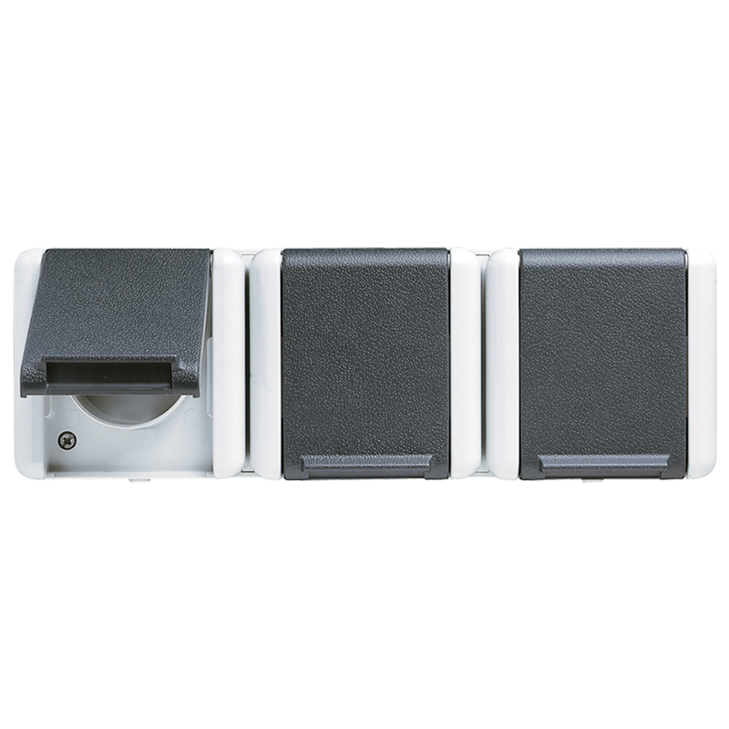 Изображение 8231FKIW  3-gang socket, French/Belgian system - завод JUNG